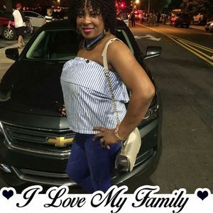 Meet your Posher, Nadeen